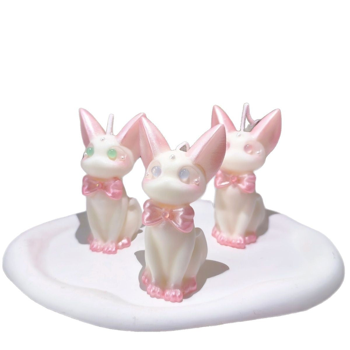 Free shipping - Whimsical Kitty Bow-Tie Scented Candle – Realistic Cat Silicone Wax & Unique Gift for Cat Lovers