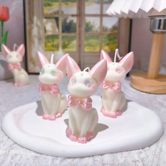 Free shipping - Whimsical Kitty Bow-Tie Scented Candle – Realistic Cat Silicone Wax & Unique Gift for Cat Lovers