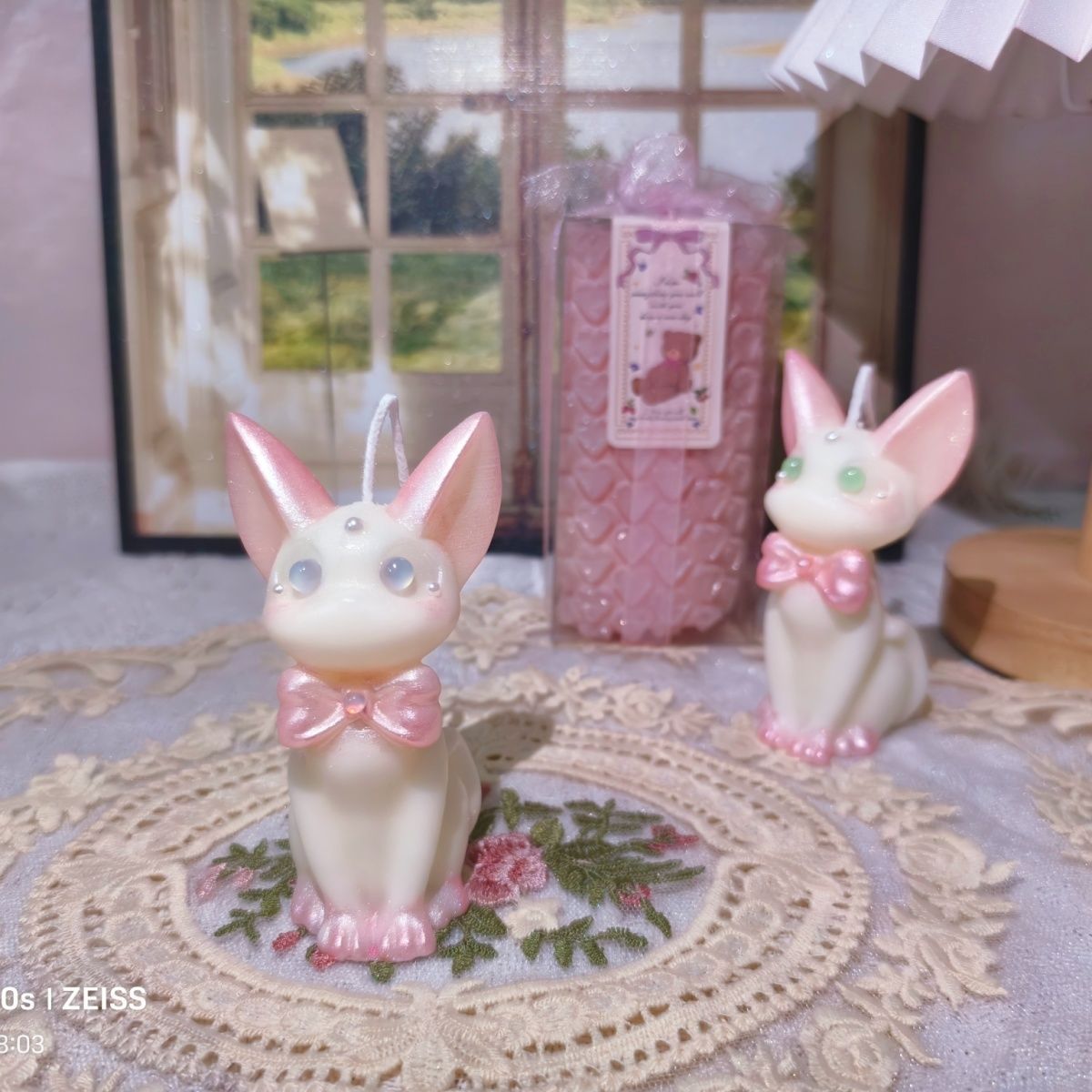 Free shipping - Whimsical Kitty Bow-Tie Scented Candle – Realistic Cat Silicone Wax & Unique Gift for Cat Lovers